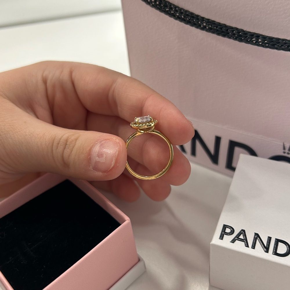 Pandora gold plated ring 💍 - Picture 5 of 9
